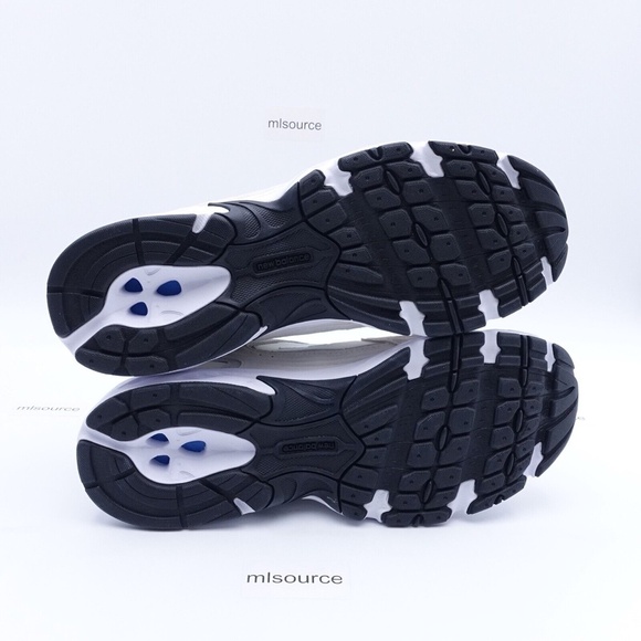 NEW New Balance 530 Sneakers MR530CE Sea Salt/Grey Matter/White - Picture 7 of 7